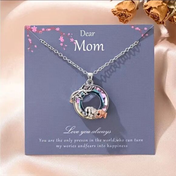 Elegant Necklace for Mom — Adorable Mother’s Day Gift Brand New with Card - Picture 1 of 6